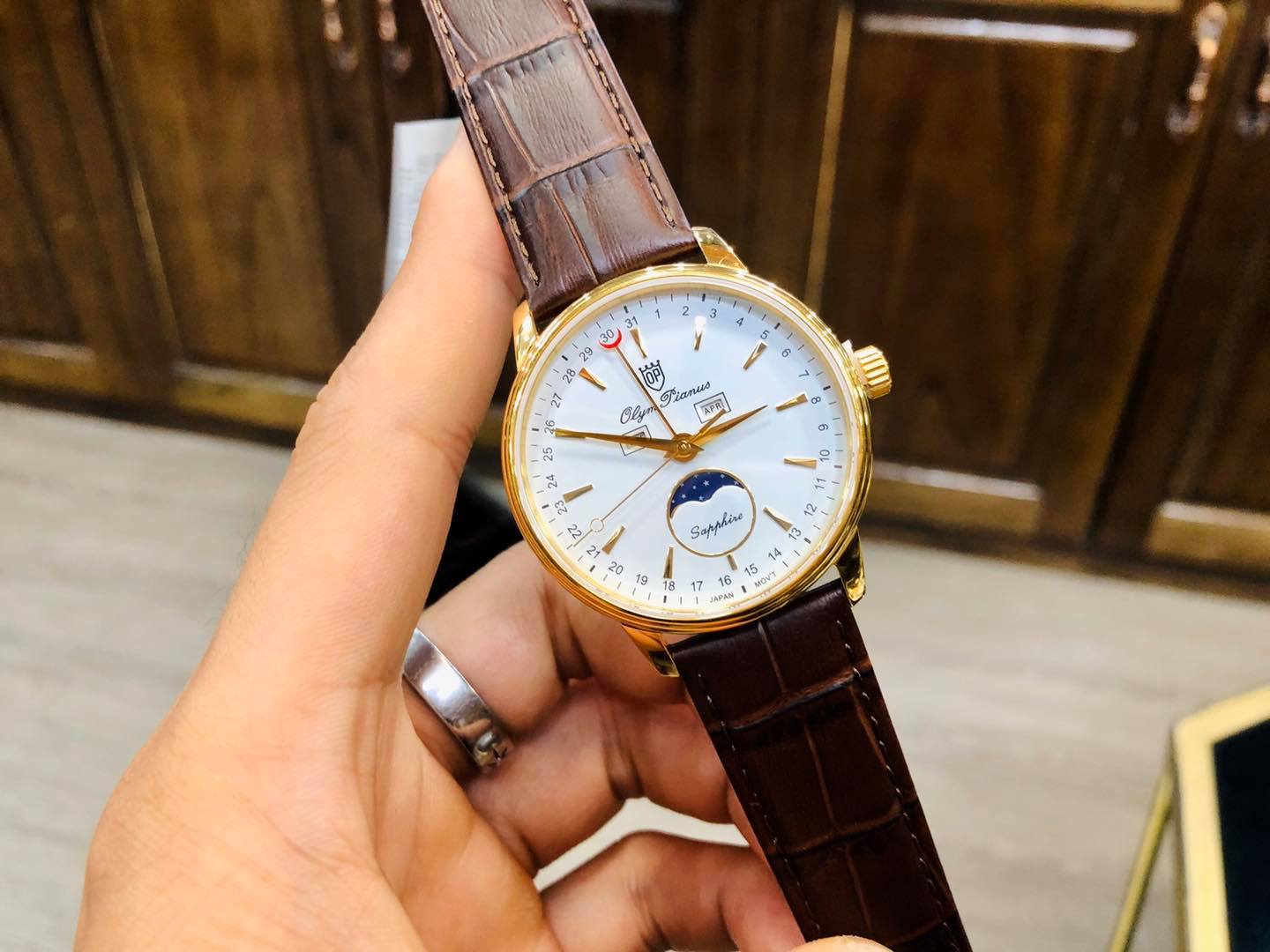 op5738-80mk-gl-t Đồng hồ nam Olym Pianus OP5738-80MK-GL-T